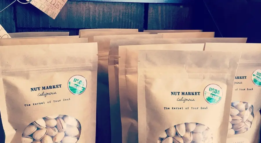 Macchine confezionatrici verticali: scopri le tipologie e le principali caratteristiche